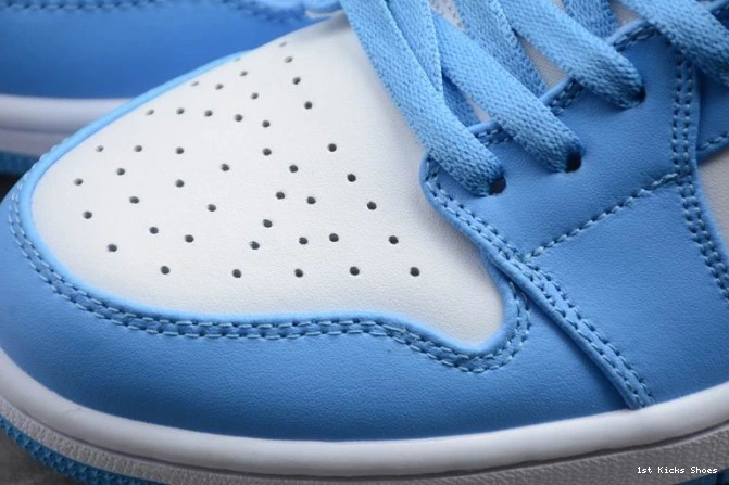 1st Kicks 1 Jordan UNC (W) Low AO9944-441 Air 0823